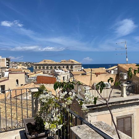 Appartamento Alma Maris Terrazza Al Tempio By Bed&Bros Syracuse Esterno foto