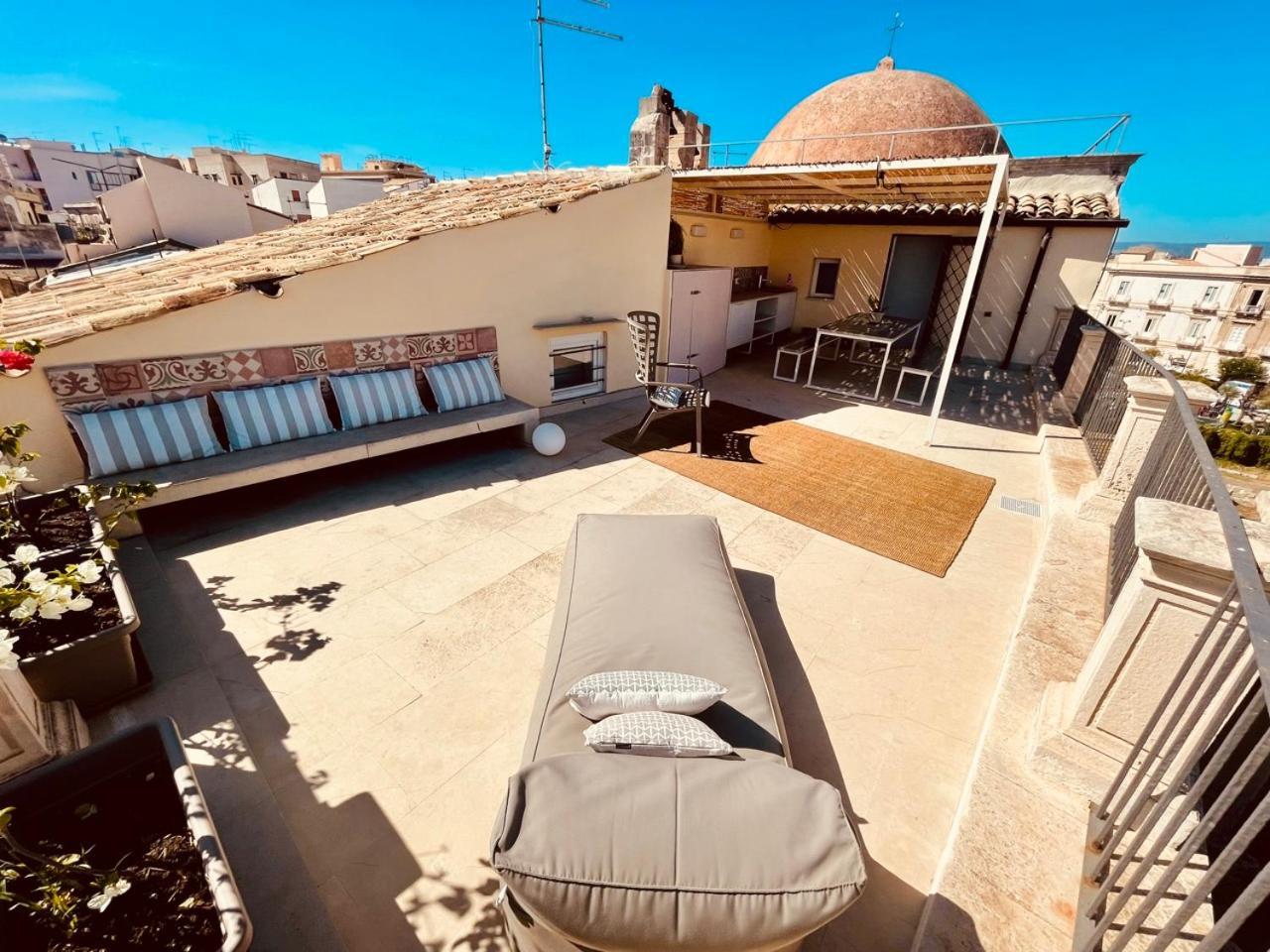 Appartamento Alma Maris Terrazza Al Tempio By Bed&Bros Syracuse Esterno foto