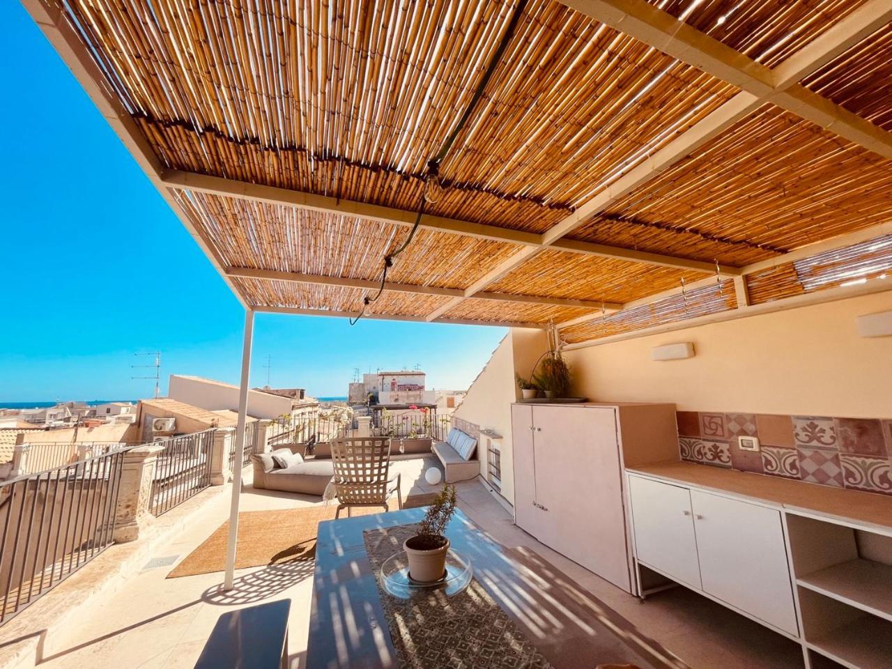 Appartamento Alma Maris Terrazza Al Tempio By Bed&Bros Syracuse Esterno foto