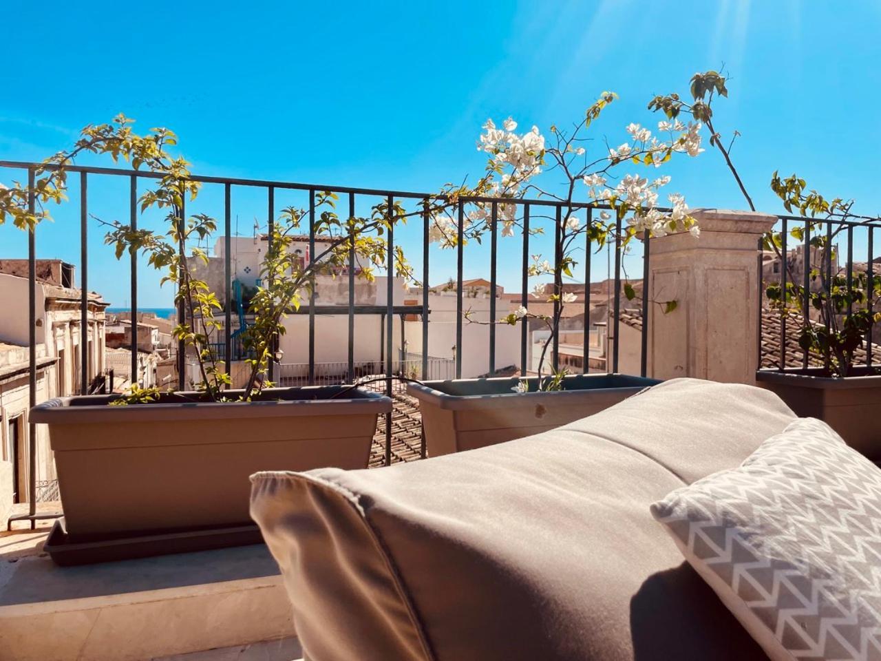 Appartamento Alma Maris Terrazza Al Tempio By Bed&Bros Syracuse Esterno foto
